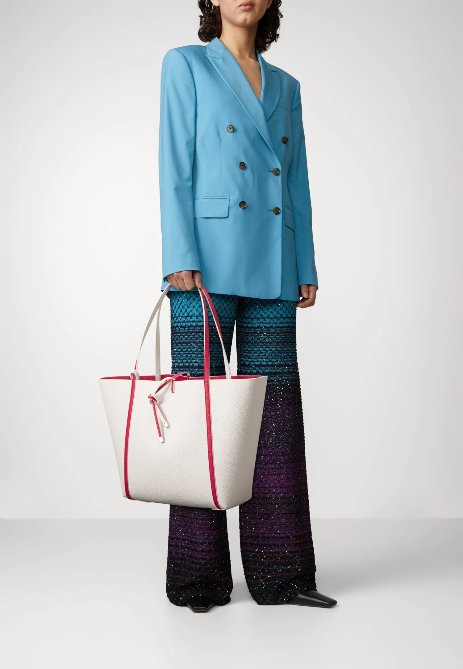 Armani Exchange Reversible Tote Set - Tote Bag - Iso/Passion 1 Armani Exchange Reversible Tote Set - Tote Bag - Iso/Passion