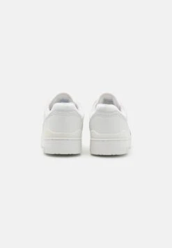 Le Coq Sportif Dynactif T1000 - Trainers - Optical White -Clothing Sale Store 064c841a29a14af5b21ec6b162fcdec9