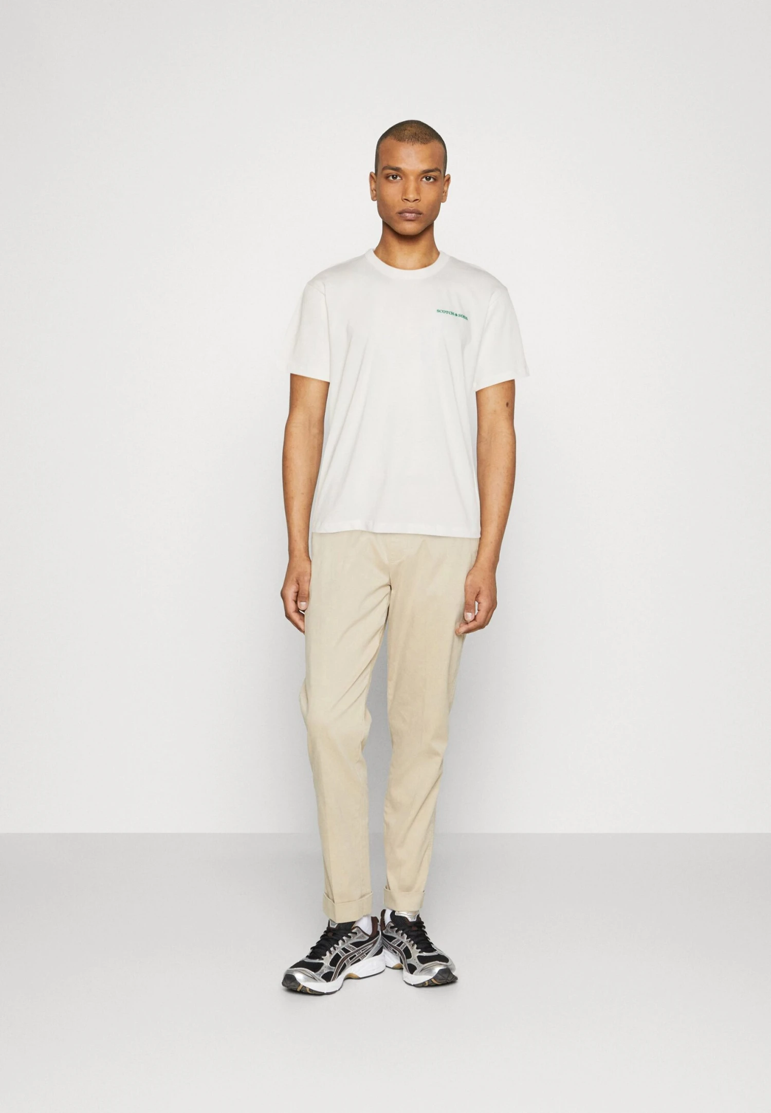 Scotch & Soda Unisex - Basic T-Shirt - Denim White 2 Scotch & Soda Unisex - Basic T-Shirt - Denim White - Image 2