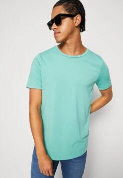 Lee Shaped Tee - Basic T-Shirt - Dusty Jade 9 Lee Shaped Tee - Basic T-Shirt - Dusty Jade -Clothing Sale Store 1015e73474f14f1db699e5ee2bd22389