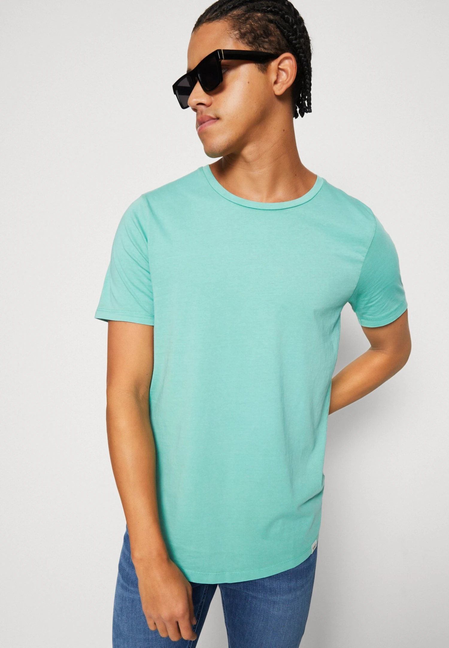 Lee Shaped Tee - Basic T-Shirt - Dusty Jade 4 Lee Shaped Tee - Basic T-Shirt - Dusty Jade - Image 4