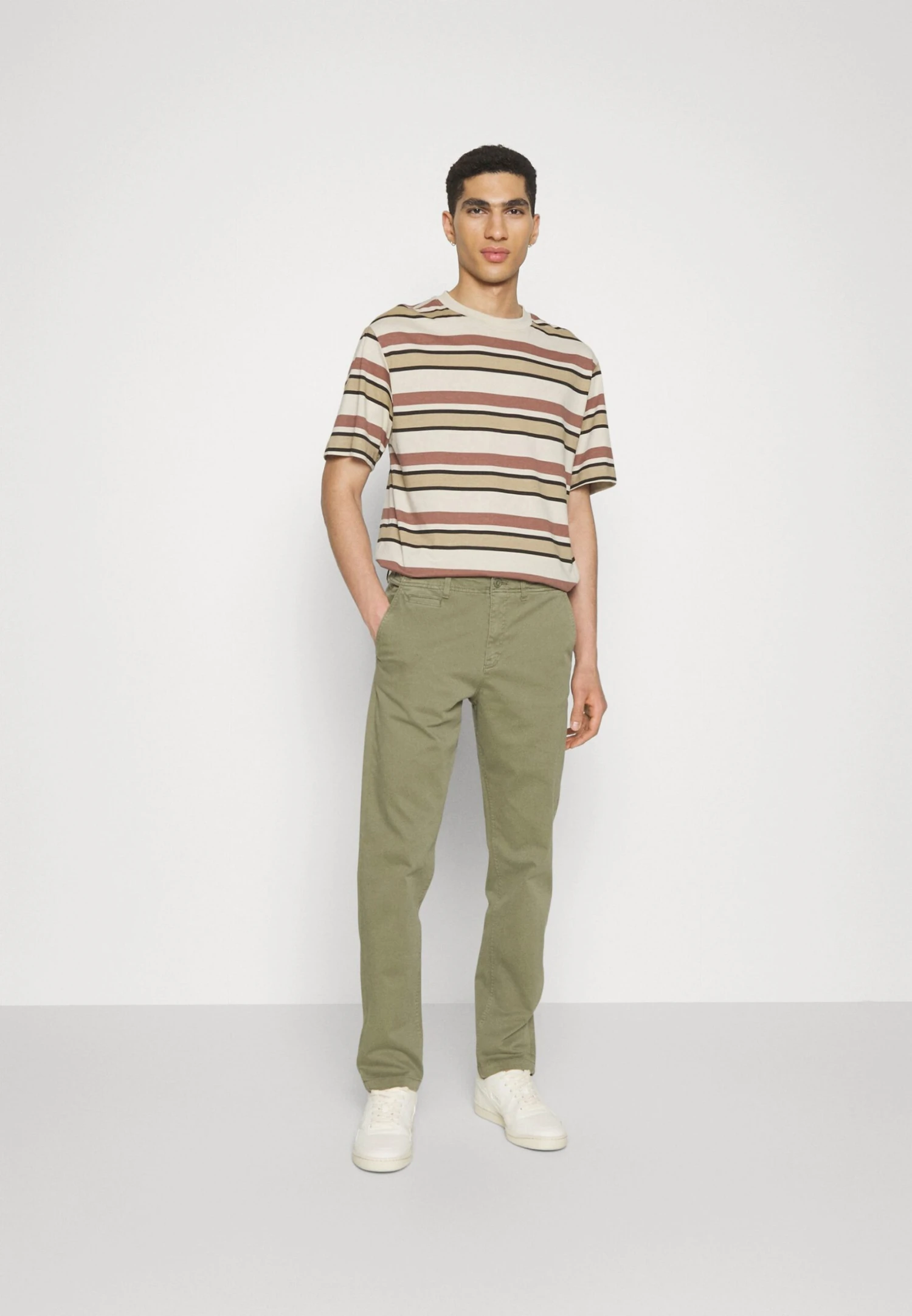Jack & Jones Jpstace Jjharlow - Chinos - Dusty Olive 2 Jack & Jones Jpstace Jjharlow - Chinos - Dusty Olive - Image 2