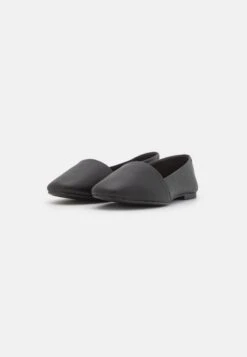 Call It Spring Vegan Samantha - Slip-Ons - Black -Clothing Sale Store 135b21119e654ce0945e1f348e060b57