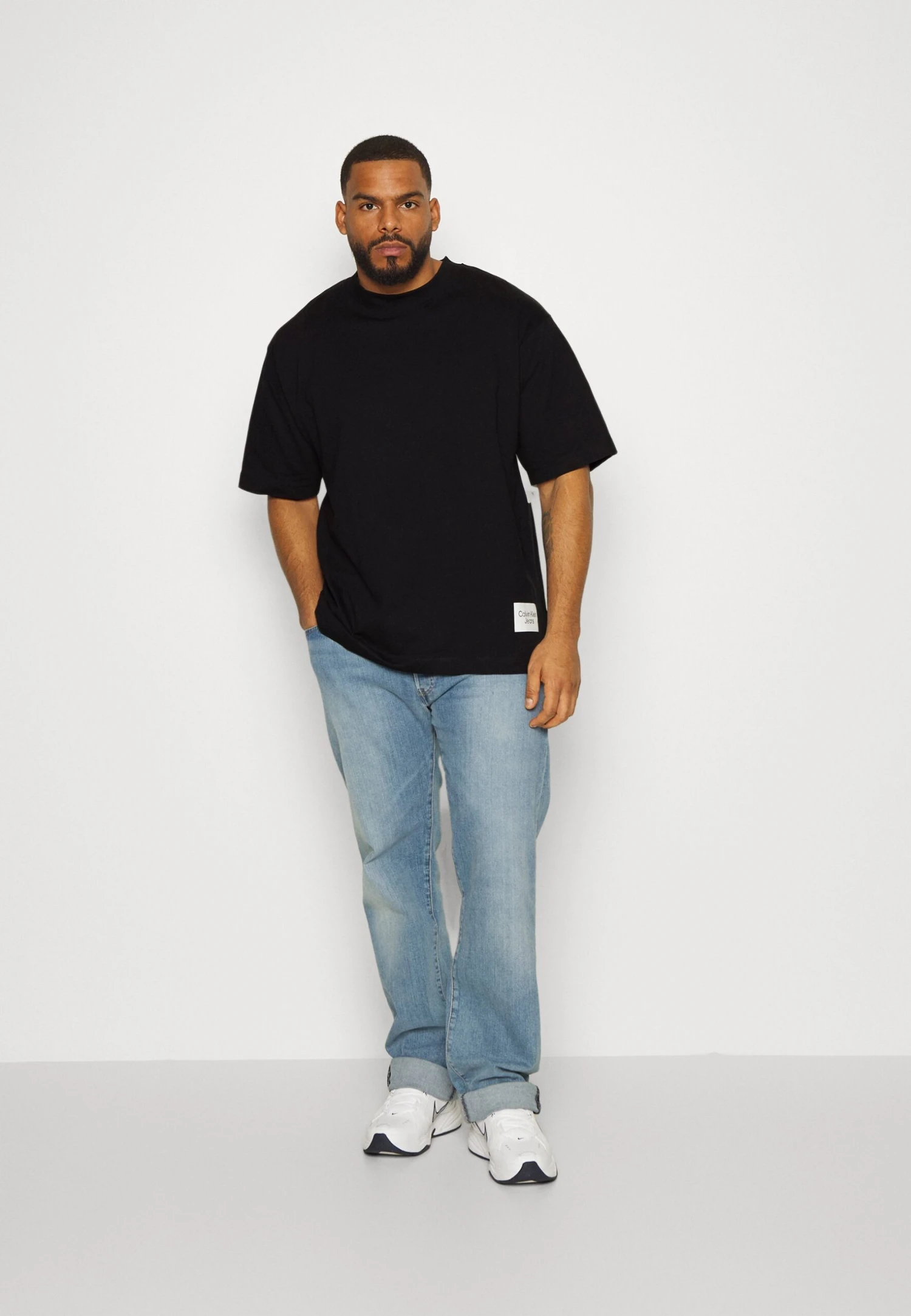 Plus Bold Logo Colorblock Tee - Print T-Shirt - Black 2 Plus Bold Logo Colorblock Tee - Print T-Shirt - Black - Image 2