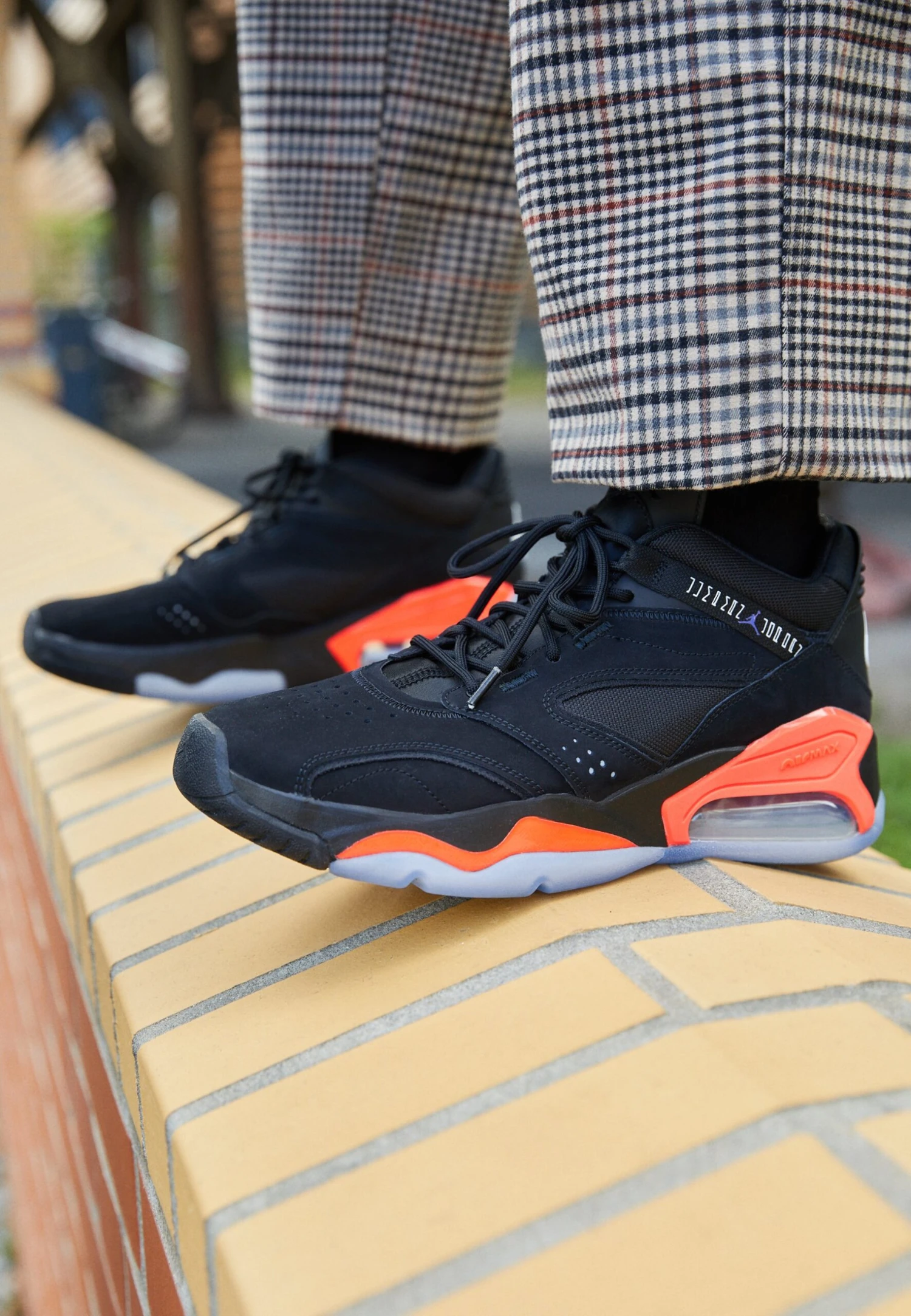 Jordan Lane - High-Top Trainers - Black/Dark Concord/Infrared 23 3 Jordan Lane - High-Top Trainers - Black/Dark Concord/Infrared 23 - Image 3