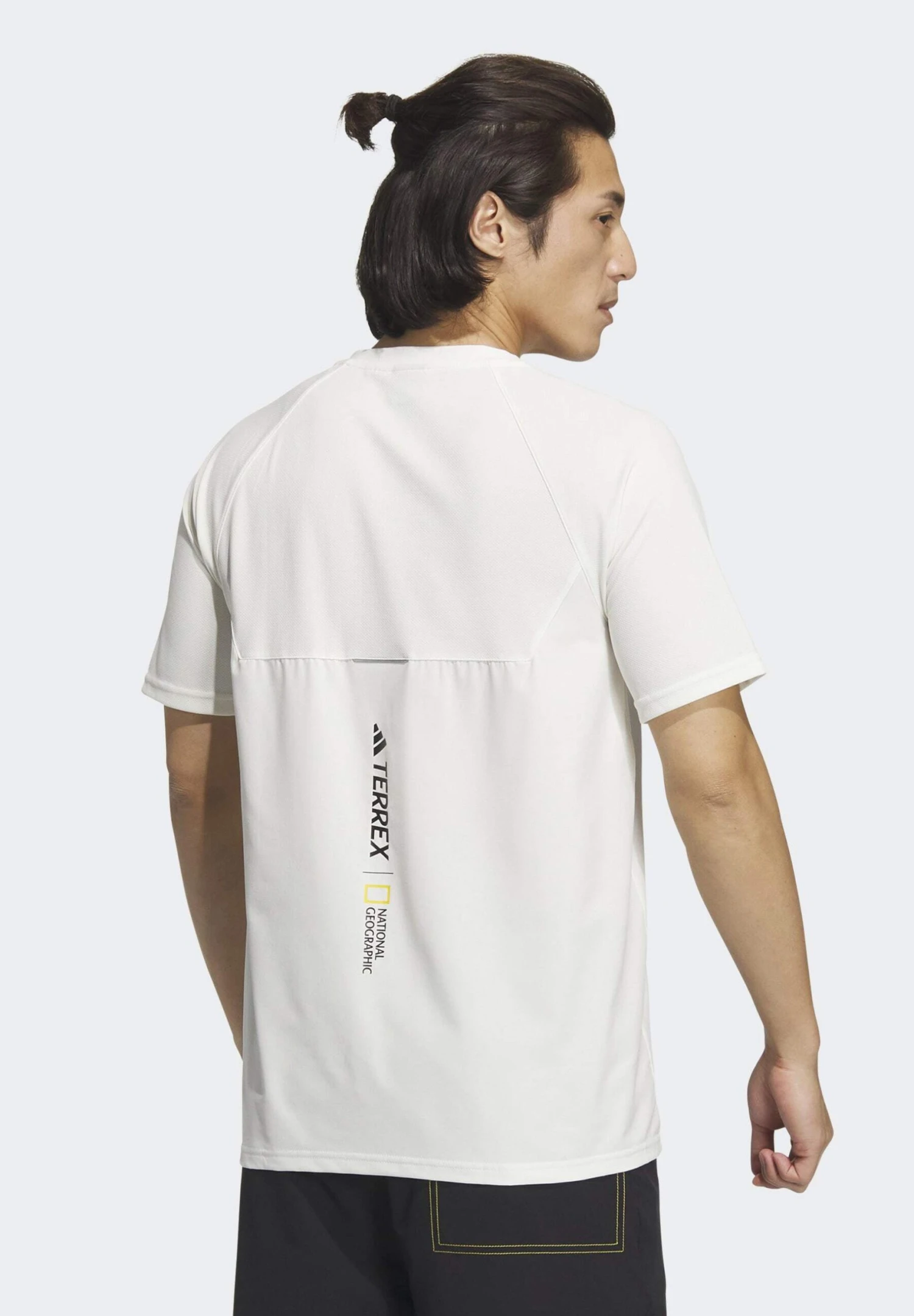 ADIDAS PERFORMANCE Natgeo Ss - Print T-Shirt - Off White 2 ADIDAS PERFORMANCE Natgeo Ss - Print T-Shirt - Off White - Image 2