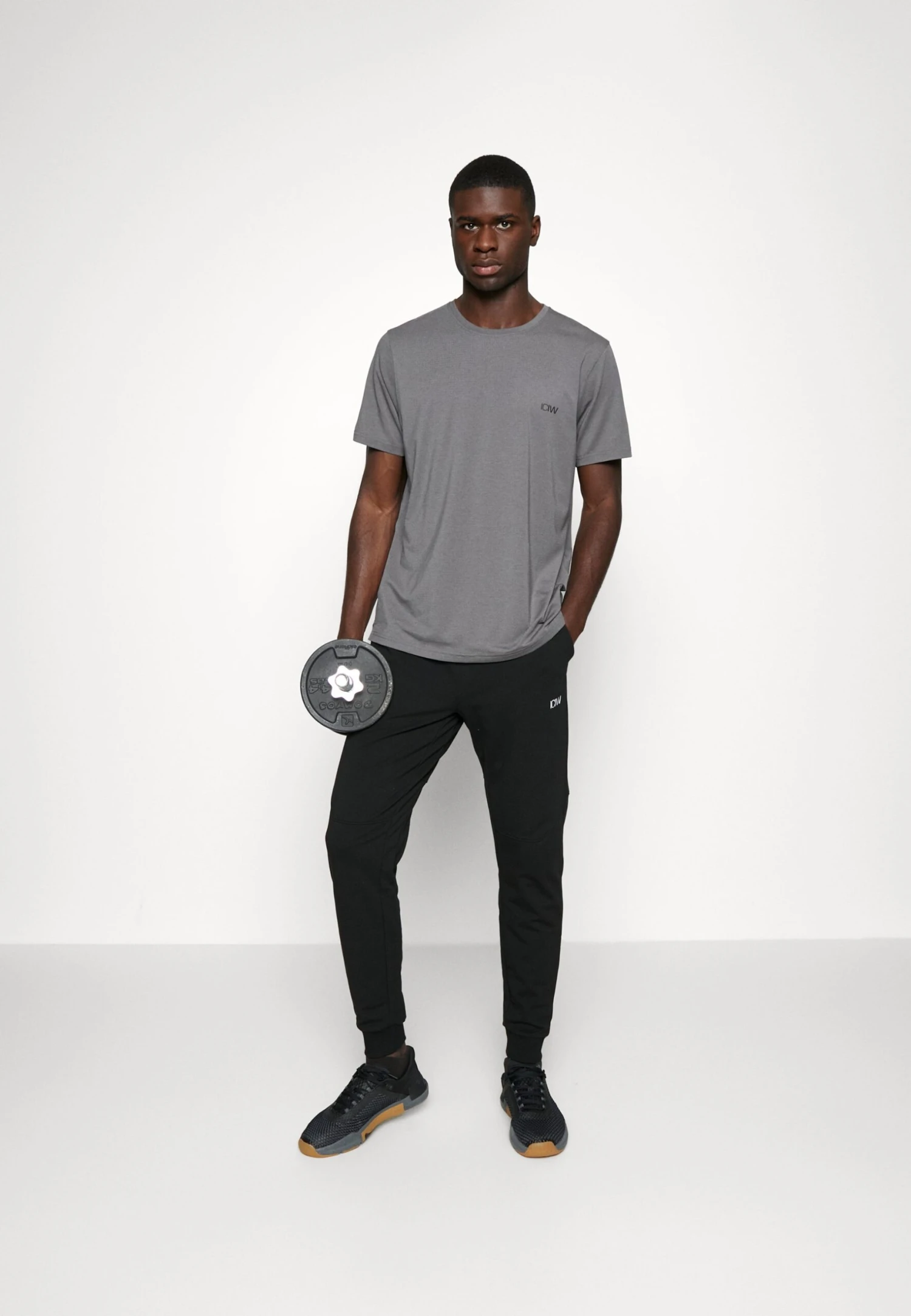 ICANIWILL Stride Men - Tracksuit Bottoms - Black 2 ICANIWILL Stride Men - Tracksuit Bottoms - Black - Image 2