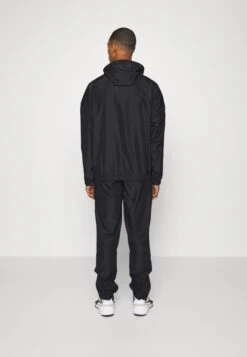 EA7 Emporio Armani Tennis Pro Suit Unlined - Tracksuit - Black 13 EA7 Emporio Armani Tennis Pro Suit Unlined - Tracksuit - Black -Clothing Sale Store 2b7da7905b684243861cd96902851b5d