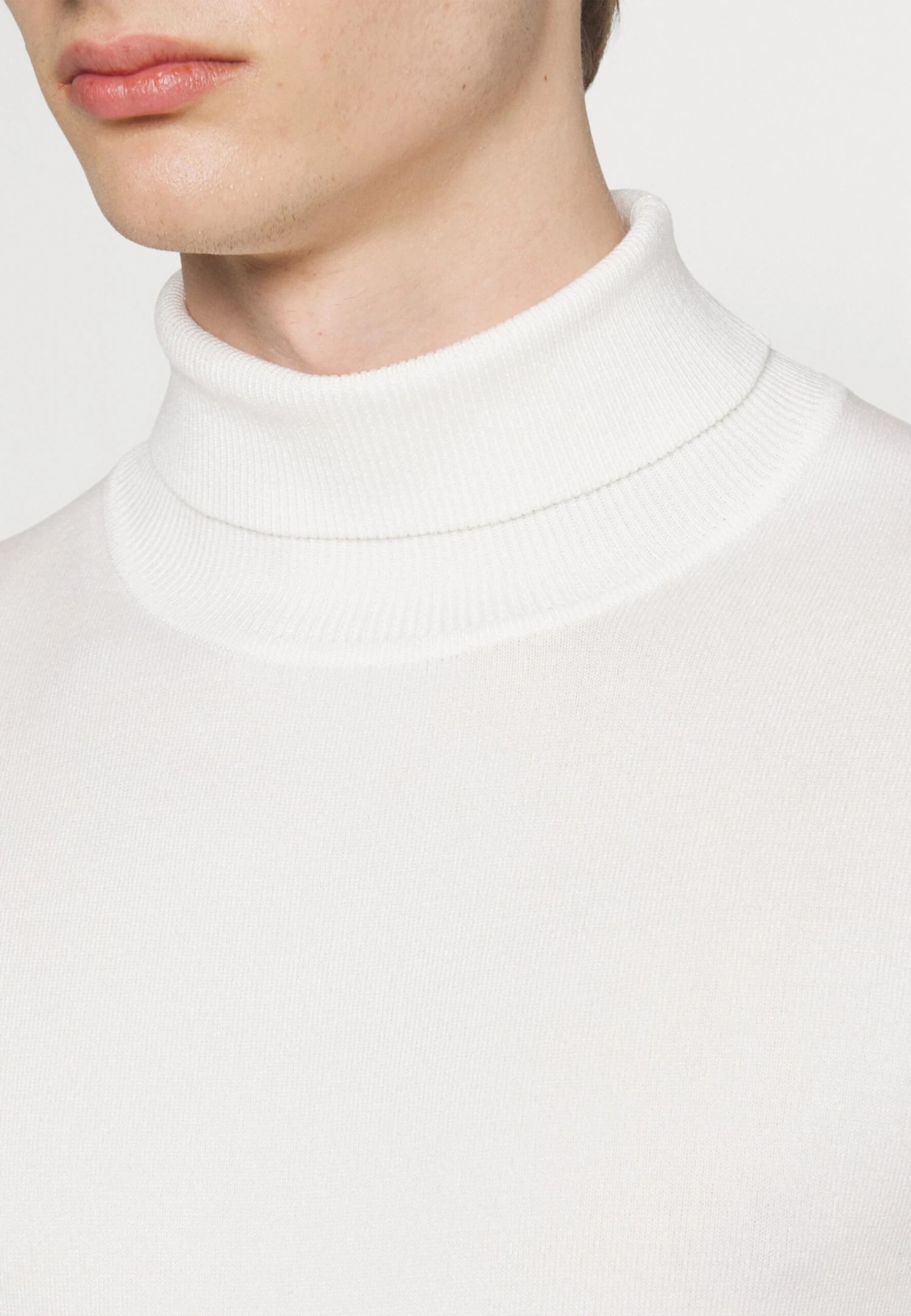 Lindbergh Mélange Roll Neck- Jumper - Off White 7 Lindbergh Mélange Roll Neck- Jumper - Off White - Image 7