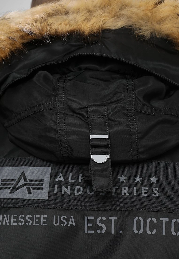 Alpha Industries Airborne - Winter Coat - Black 8 Alpha Industries Airborne - Winter Coat - Black - Image 8