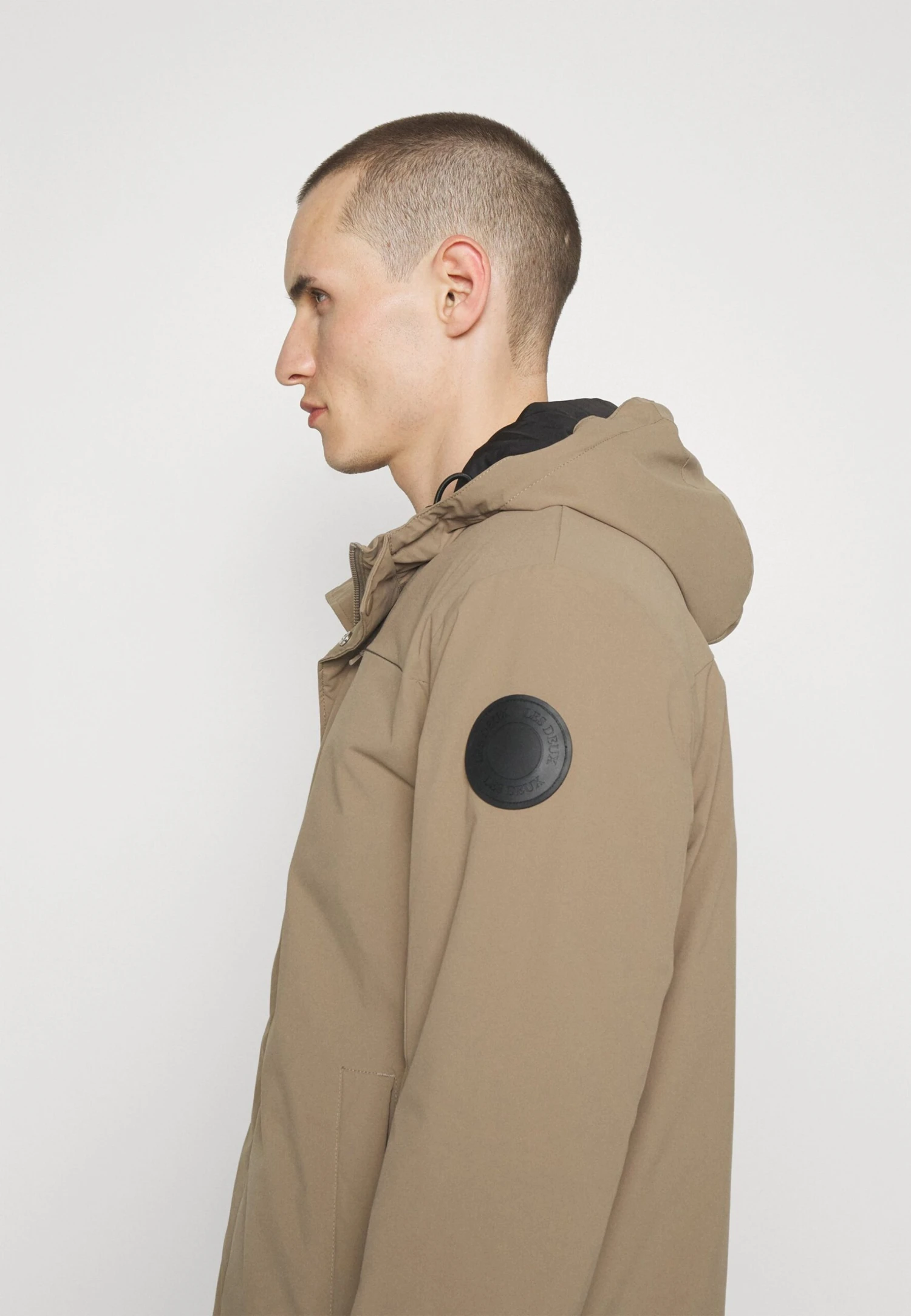 Les Deux Nigel Coat - Waterproof Jacket - Walnut 4 Les Deux Nigel Coat - Waterproof Jacket - Walnut - Image 4