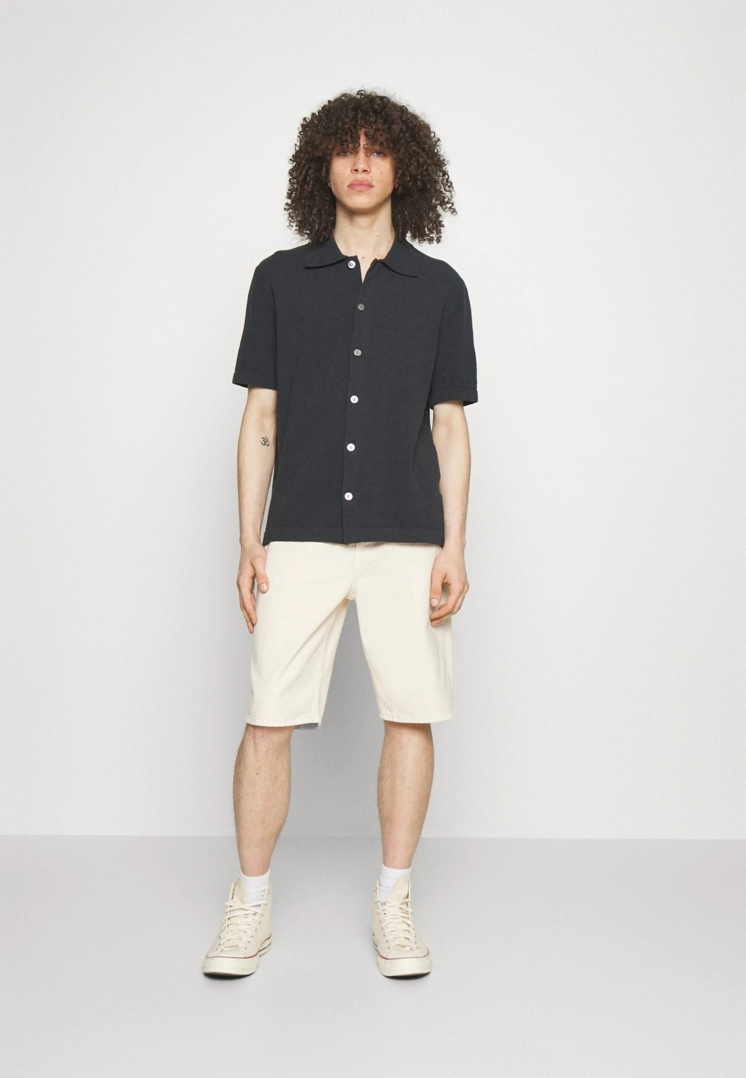 ARKET Tibro - Shirt - Black 2 ARKET Tibro - Shirt - Black - Image 2