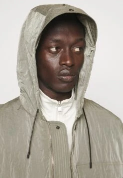 Emporio Armani Parka - Greige -Clothing Sale Store 46d228e6341841e18c35577fcc123b5e