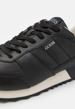 Guess Padova Carryover - Trainers - Black -Clothing Sale Store 487c197b212c4240be830a946b731f74