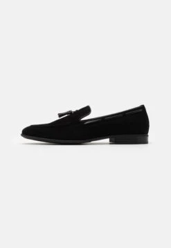 Pier One Smart Slip-Ons - Black