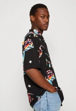 Edwin Saike Shirt Unisex - Shirt - Black/Multicolor -Clothing Sale Store 6472bb56722548f985de23987cbf8479