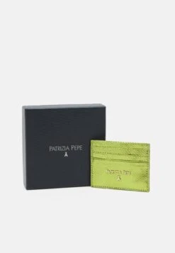 Patrizia Pepe Travel Item - Wallet - Shiny Lime -Clothing Sale Store 664116c9372949889fe20cb09f90295a
