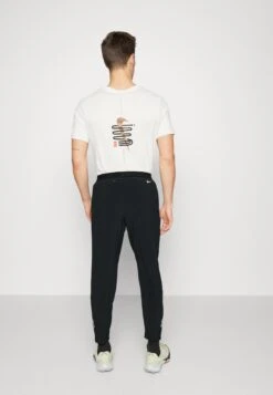 Nike Performance Trail Pant - Tracksuit Bottoms - Black/White -Clothing Sale Store 68111452404143dc82c07aa9eba3589f