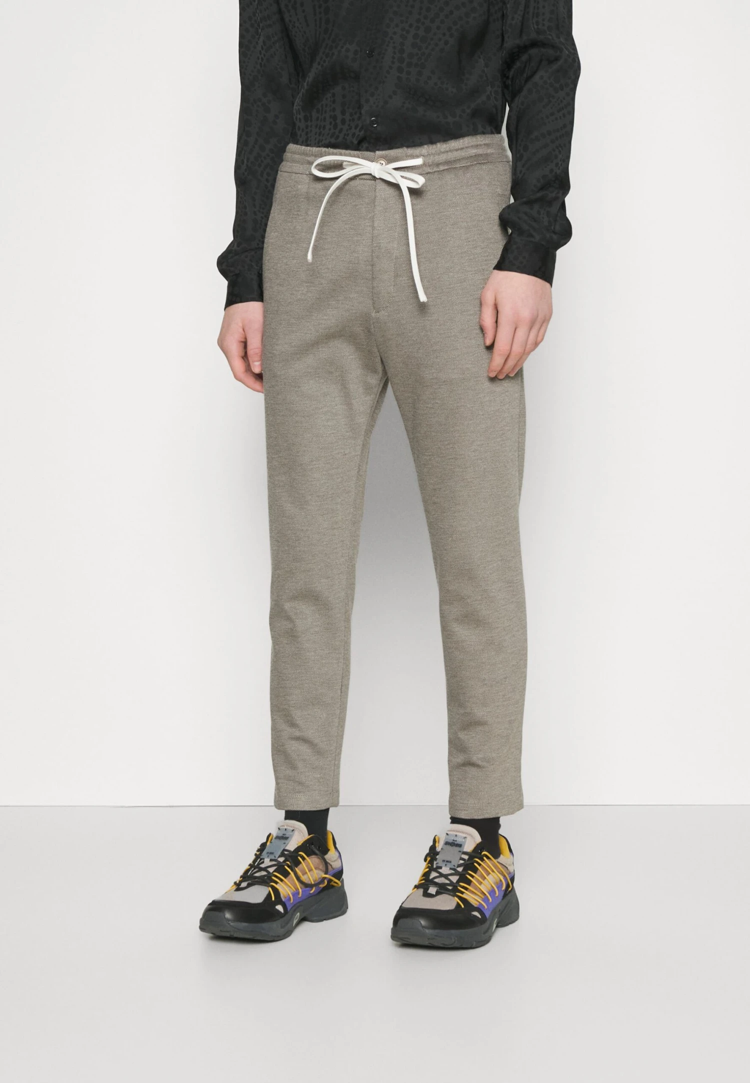 DRYKORN Trousers - Brown 1 DRYKORN Trousers - Brown