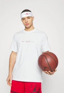 Jordan Crew - Print T-Shirt - White -Clothing Sale Store 8bff4c93ab78458a9f7e00a39e389417