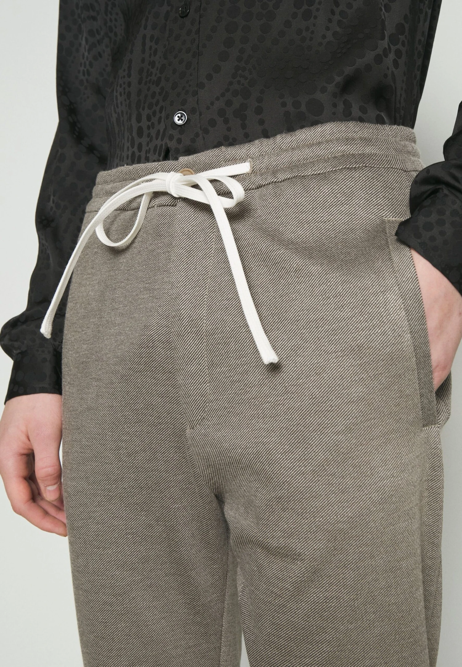 DRYKORN Trousers - Brown 6 DRYKORN Trousers - Brown - Image 6