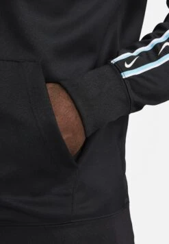 Nike Sportswear M Nsw Repeat Sw Pk Fz- Training Jacket - Black Black Baltic Blue 11 Nike Sportswear M Nsw Repeat Sw Pk Fz- Training Jacket - Black Black Baltic Blue -Clothing Sale Store 8e5ca159a7ec45fcb431db776eb91cea