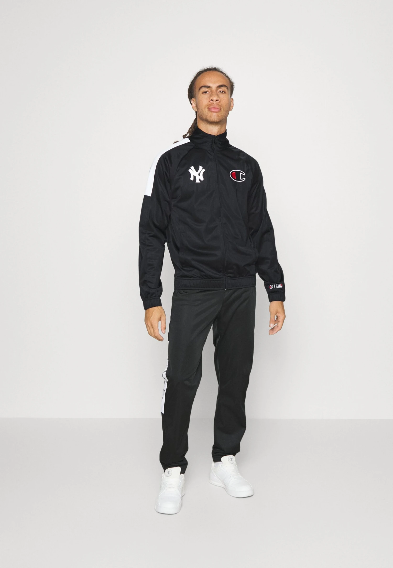 Champion New York Yankees Tracksuit - Tracksuit - Black/White 1 Champion New York Yankees Tracksuit - Tracksuit - Black/White