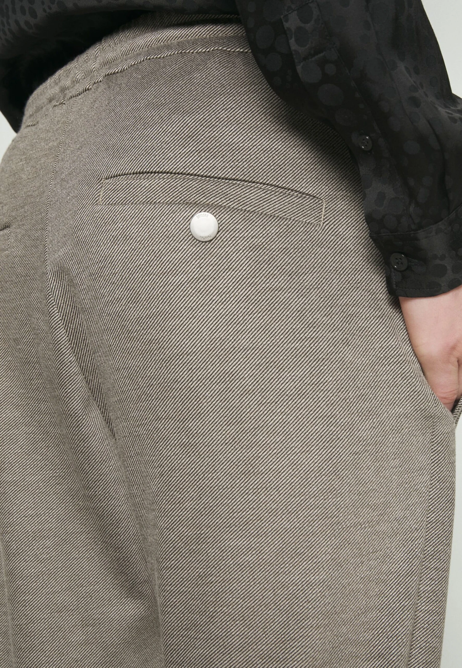 DRYKORN Trousers - Brown 4 DRYKORN Trousers - Brown - Image 4