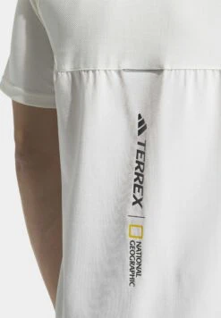 ADIDAS PERFORMANCE Natgeo Ss - Print T-Shirt - Off White 10 ADIDAS PERFORMANCE Natgeo Ss - Print T-Shirt - Off White -Clothing Sale Store 9e13b556f411431a947dd726a7726c8d