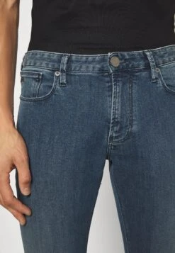 Emporio Armani 5 Pockets Pant - Slim Fit Jeans - Denim Blu -Clothing Sale Store 9f819607d41942528d0bd2f64f6bdf8c