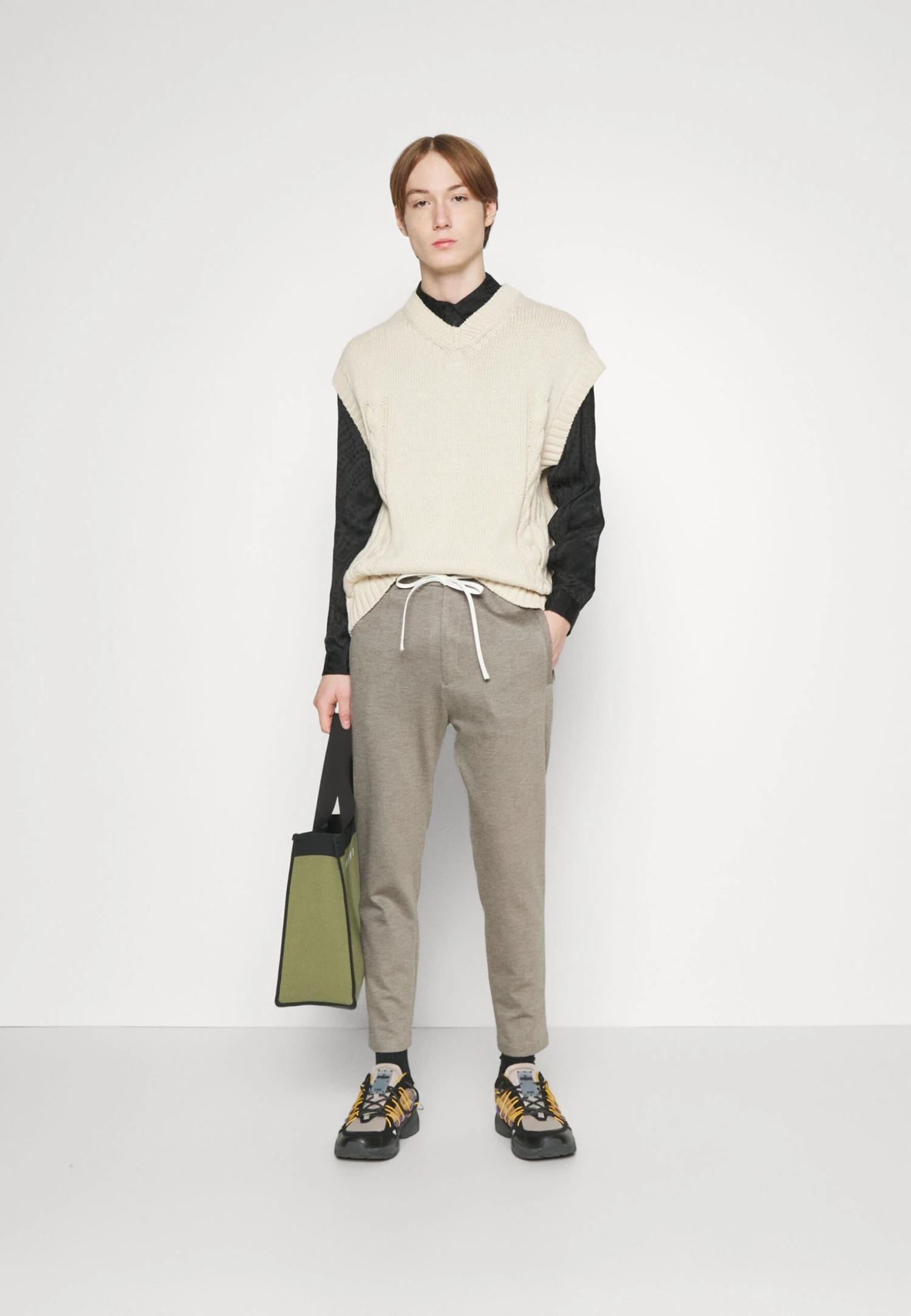 DRYKORN Trousers - Brown 2 DRYKORN Trousers - Brown - Image 2