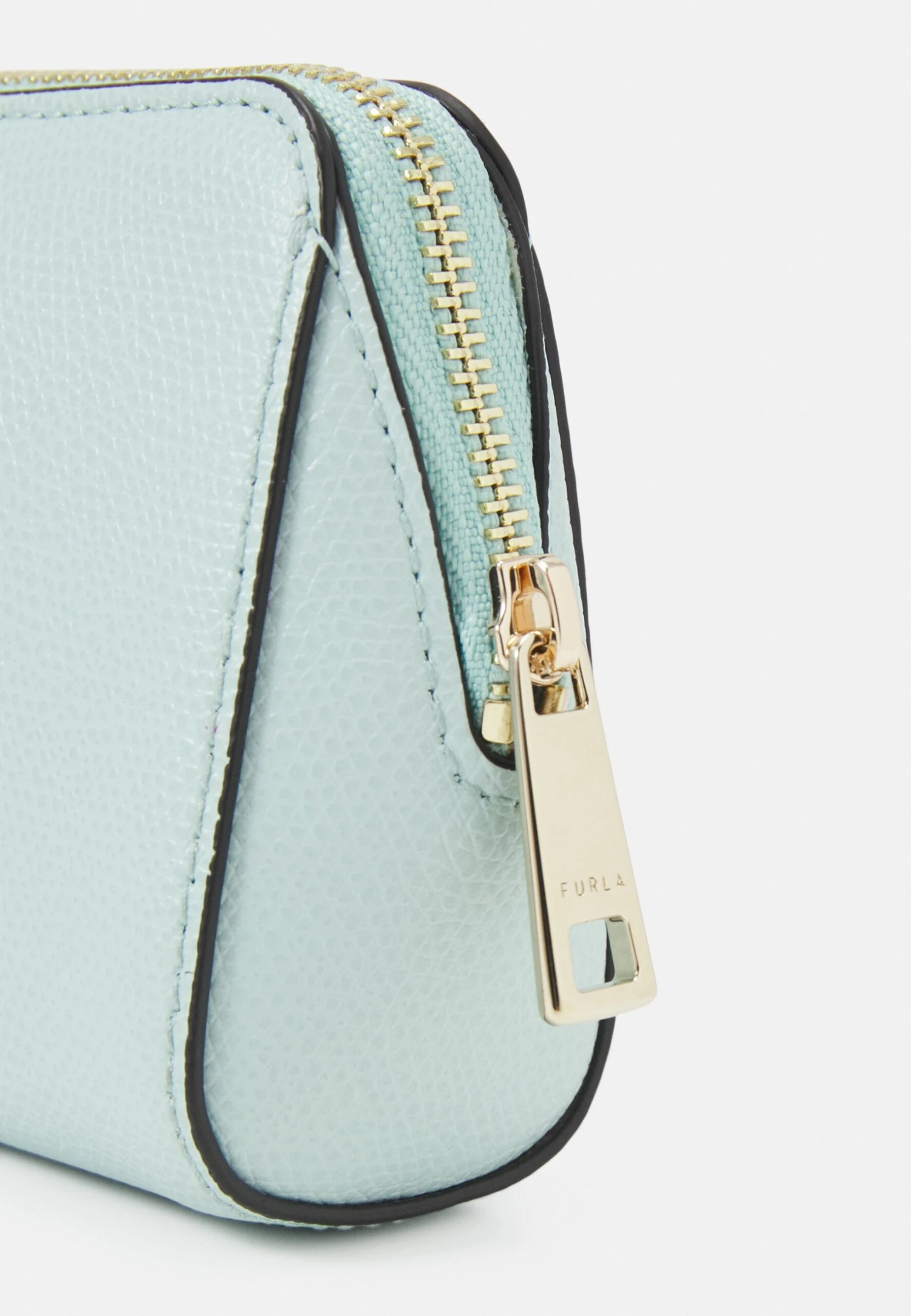 Furla Camelia Cosmetic Case - Wash Bag - Minty 4 Furla Camelia Cosmetic Case - Wash Bag - Minty - Image 4