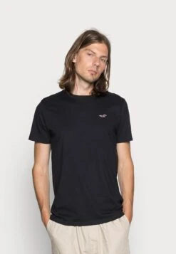 Hollister Co. Crew Chain 3 Pack - Basic T-Shirt - Black/White/Grey -Clothing Sale Store accccaeced8d406fabc3f264fa70db29