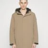 Les Deux Nigel Coat - Waterproof Jacket - Walnut