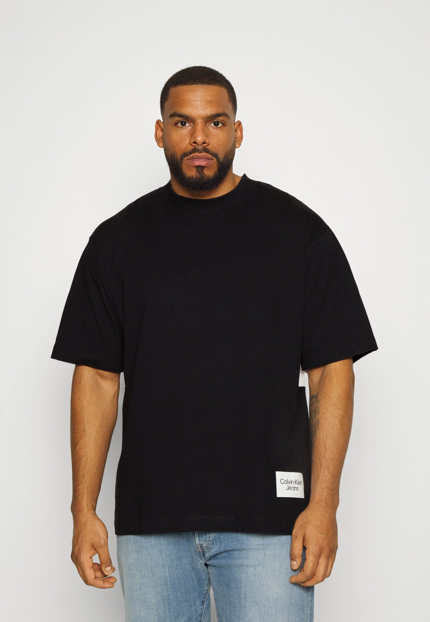 Plus Bold Logo Colorblock Tee - Print T-Shirt - Black 1 Plus Bold Logo Colorblock Tee - Print T-Shirt - Black