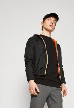 K-Way Jacques Plus Double Unisex - Waterproof Jacket - Black/Orange 11 K-Way Jacques Plus Double Unisex - Waterproof Jacket - Black/Orange -Clothing Sale Store bb865dbef2cf4908a785d645f0f31555