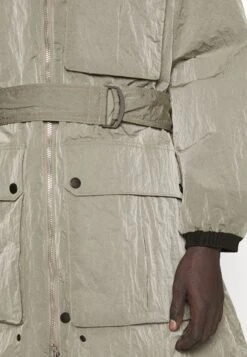 Emporio Armani Parka - Greige -Clothing Sale Store c556d19f99f9422b99bf29fef15bcb6c