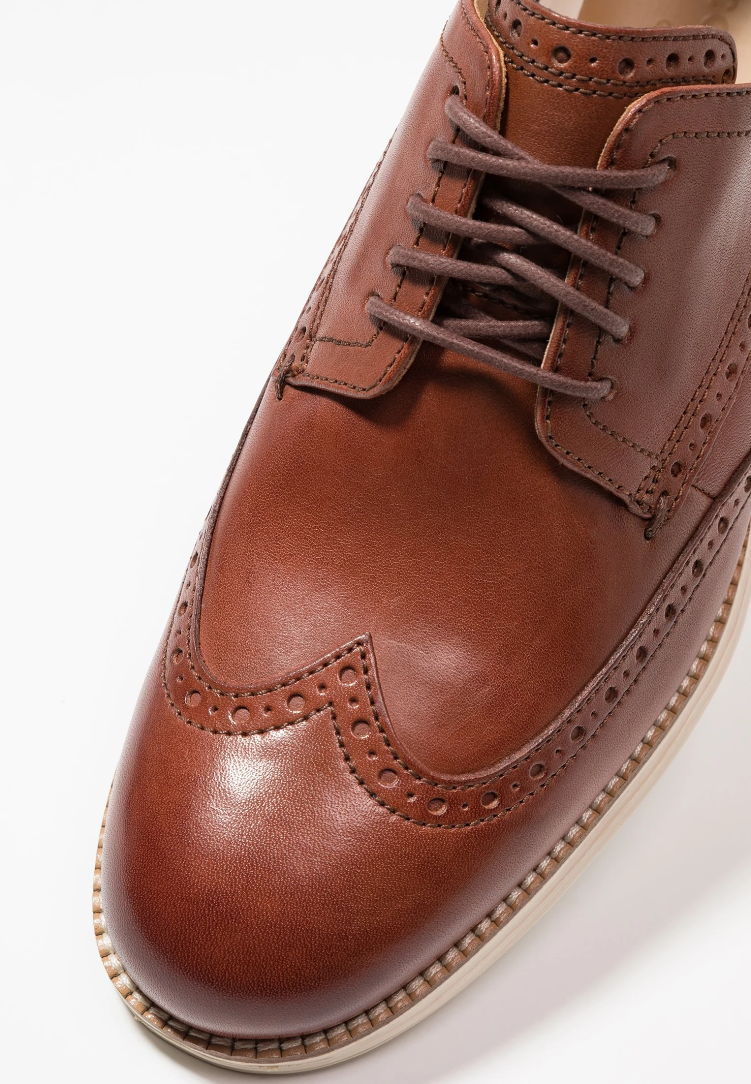 Cole Haan Original Grand Wingtip Oxford - Casual Lace-Ups - Woodbury/Ivory 6 Cole Haan Original Grand Wingtip Oxford - Casual Lace-Ups - Woodbury/Ivory - Image 6