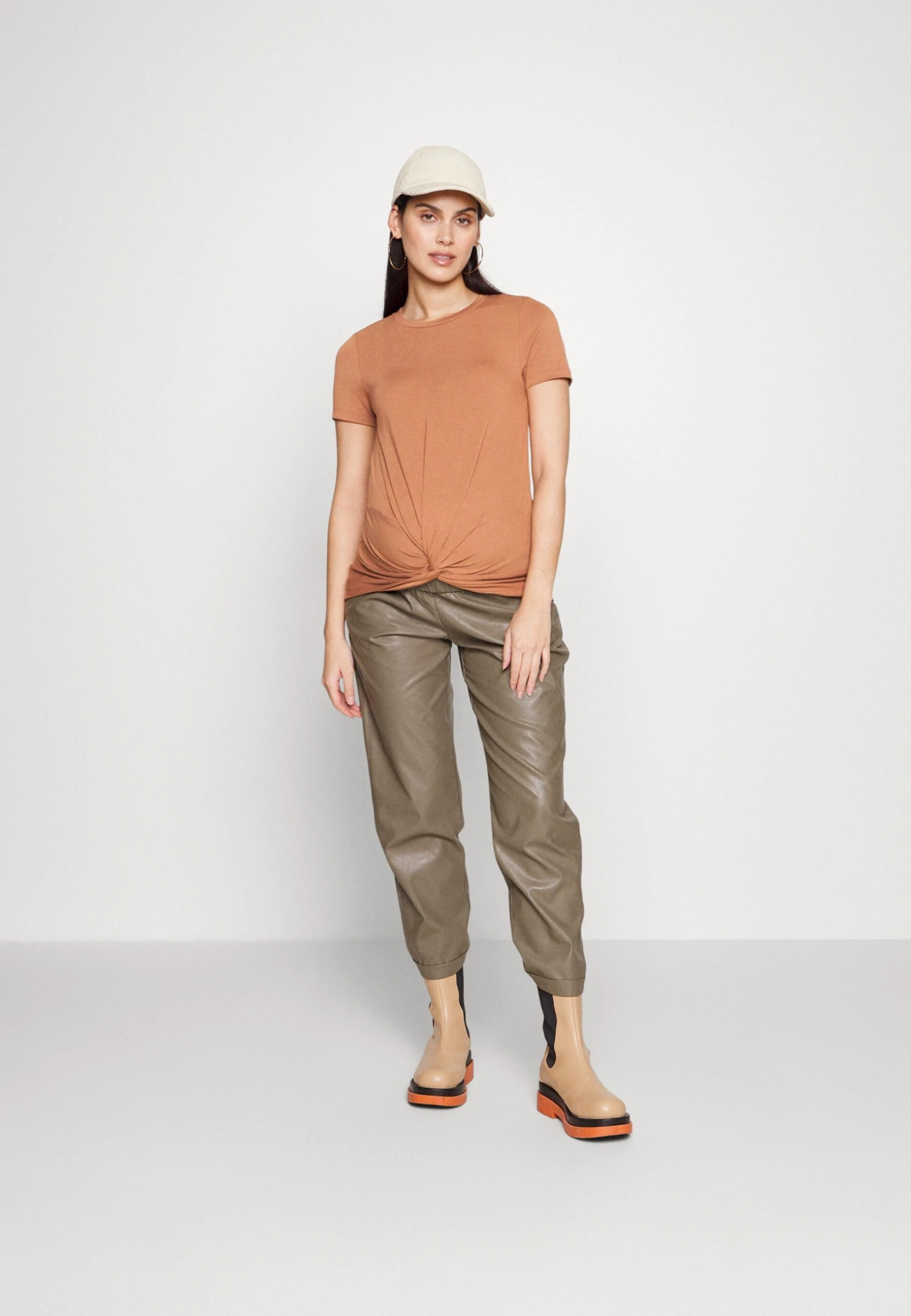 Mamalicious Mlmacy Top- Basic T-Shirt - Imperial Tropaz 2 Mamalicious Mlmacy Top- Basic T-Shirt - Imperial Tropaz - Image 2