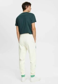 ESPRIT Style Mit Delfinlogoaufnäher - Tracksuit Bottoms - Off White 12 ESPRIT Style Mit Delfinlogoaufnäher - Tracksuit Bottoms - Off White -Clothing Sale Store d79f41c14d7347c884529e864b945de3