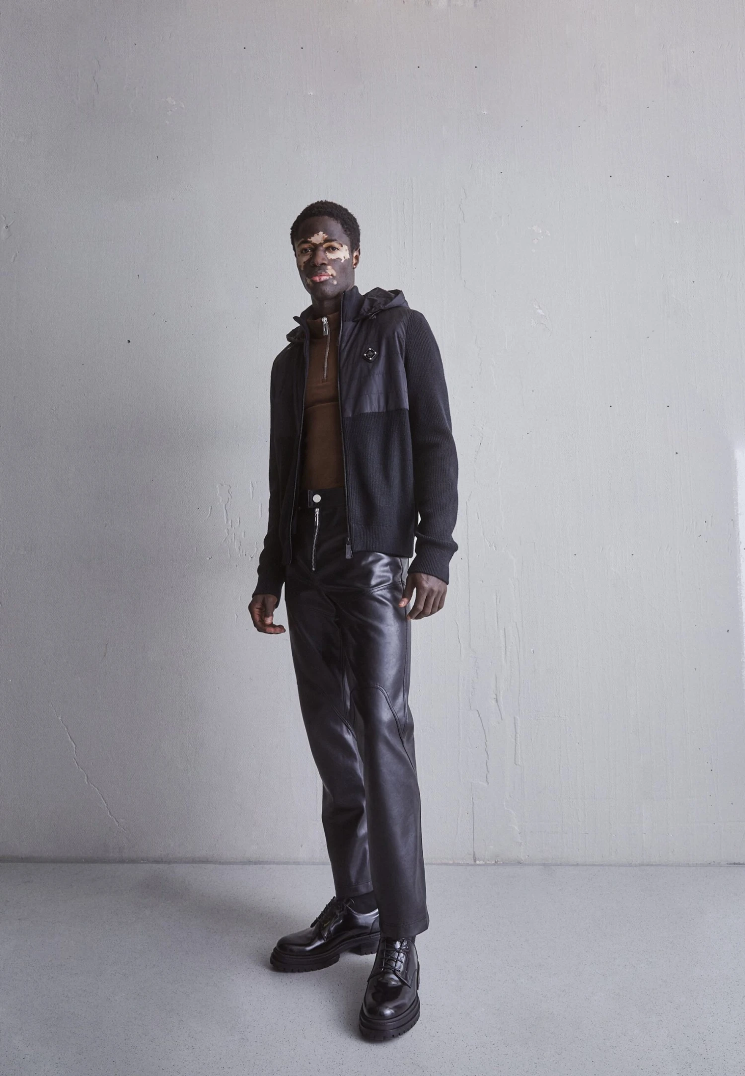 J.Lindeberg Perry Hybrid Hood Jacket - Cardigan - Black 2 J.Lindeberg Perry Hybrid Hood Jacket - Cardigan - Black - Image 2