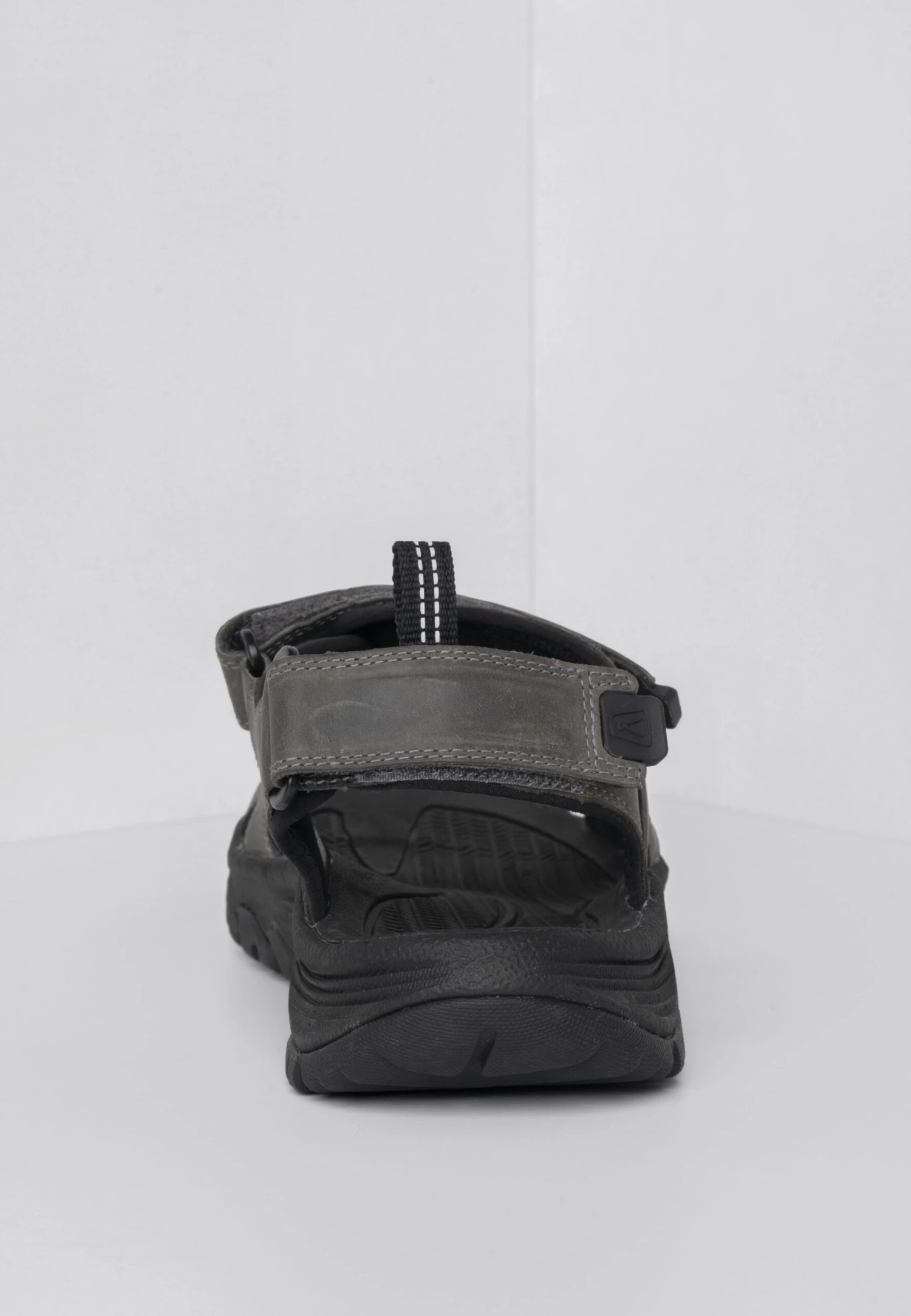 Keen Targhee Iii - Walking Sandals - Grey/Black 5 Keen Targhee Iii - Walking Sandals - Grey/Black - Image 5