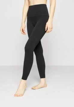 Spanx Seamless Ecocare - Leggings - Stockings - Very Black