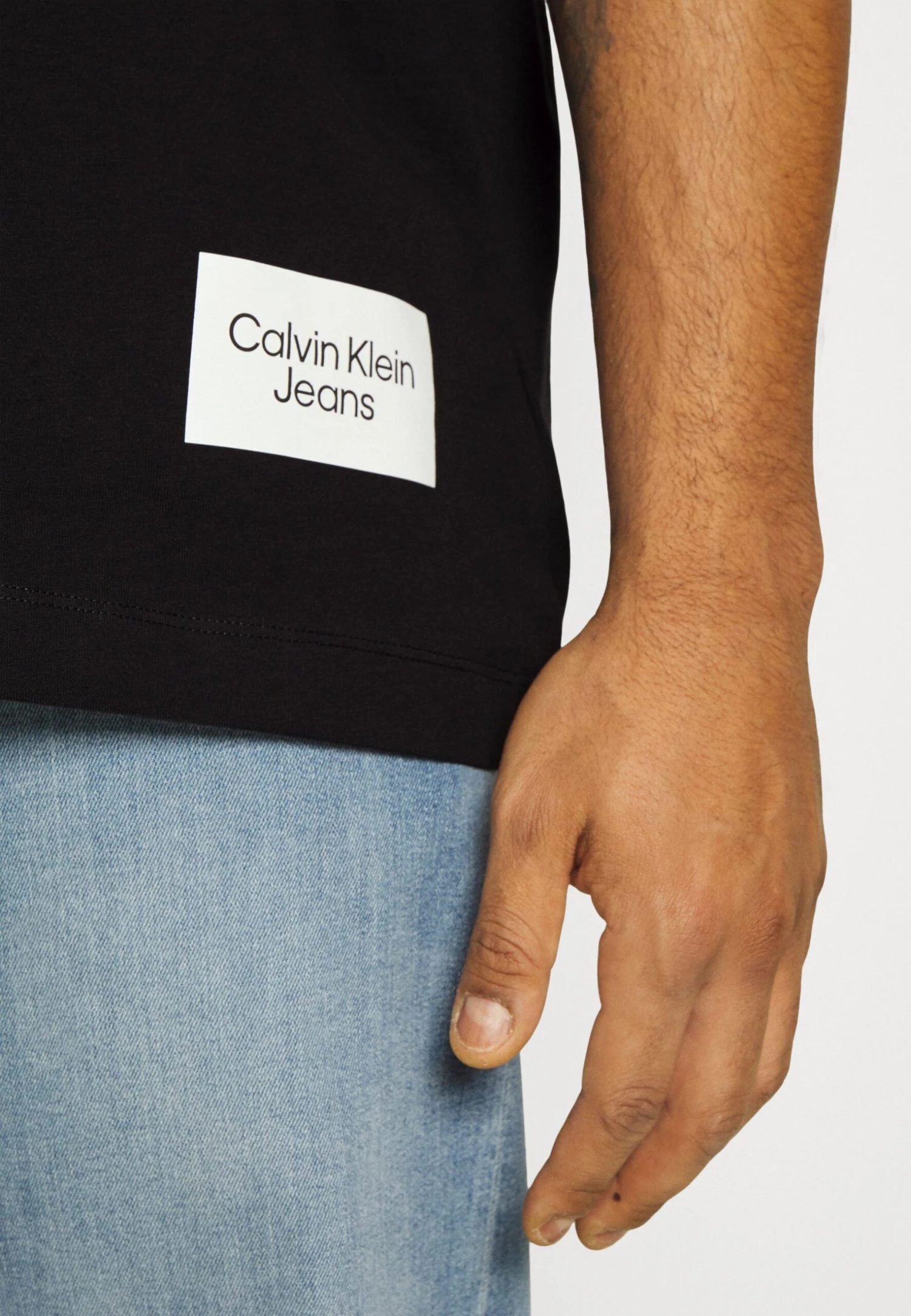 Plus Bold Logo Colorblock Tee - Print T-Shirt - Black 5 Plus Bold Logo Colorblock Tee - Print T-Shirt - Black - Image 5