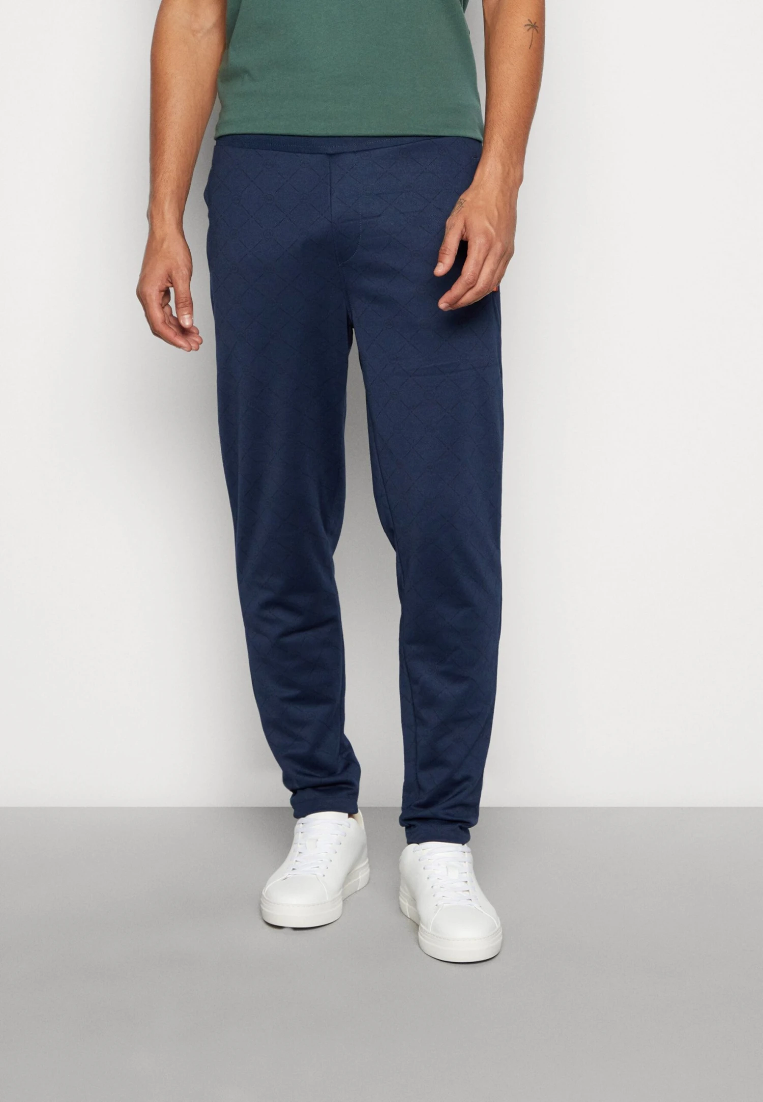 Ellesse Brava Track Pant - Tracksuit Bottoms - Navy 1 Ellesse Brava Track Pant - Tracksuit Bottoms - Navy