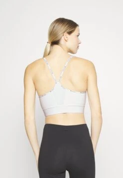 Champion Tech Medium Support Bra - Medium Support Sports Bra - White -Clothing Sale Store e37f170e41ce4af8a20502ea18f863be