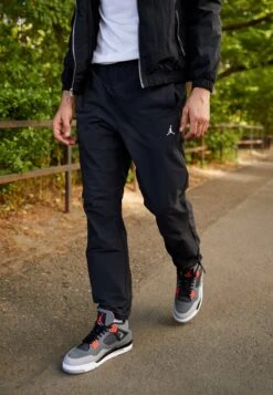 Jordan Pant - Tracksuit Bottoms - Black/White -Clothing Sale Store f3ebcc519cdb47aaa72c4d86394c6b09
