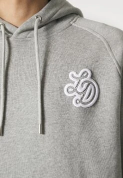 Les Deux Darren Hoodie - Sweatshirt - Light Grey Mélange 11 Les Deux Darren Hoodie - Sweatshirt - Light Grey Mélange -Clothing Sale Store f63f12c971cb41328518e181908cc90a